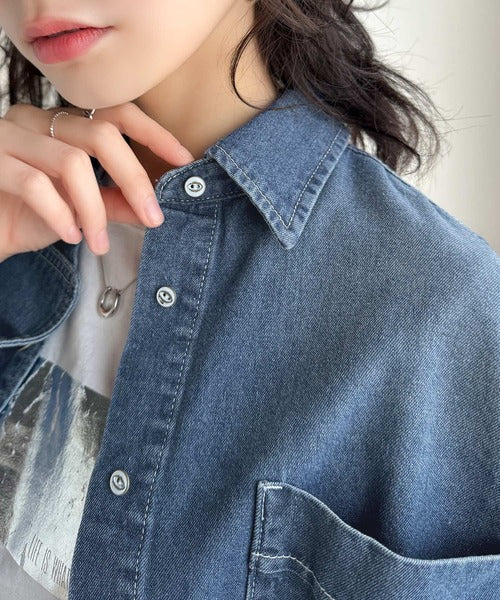 トレンド感満載！大人の抜け感を演出するヴィンテージライクデニムクロップドシャツ（長袖） ce1070126