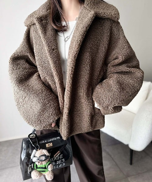 モコっとかわいく、冬支度♪ふんわり軽やか×暖かみたっぷり！コクーンシルエットテディベアボアブルゾン ce1240104