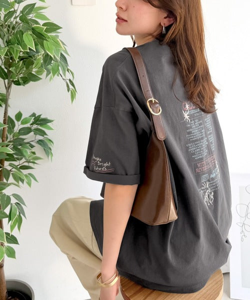 《JaVaジャバコラボ》男女お揃い可◎ヴィンテージムード漂う。綿100%バックムービーグラフィック 飛び刺繍オーバーサイズTシャツ（半袖） jv1260624