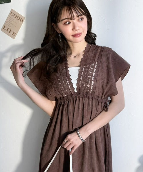 【mily bilet】甘さを抑えて上品に華やぐ。ナチュラルムードな レース使い楊柳フレアワンピース mi1019130