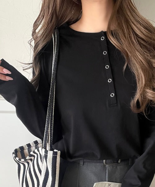 シンプルだからこそ、こだわりたい。シルケット加工ドット釦ヘンリーTシャツ（長袖） ce1020314
