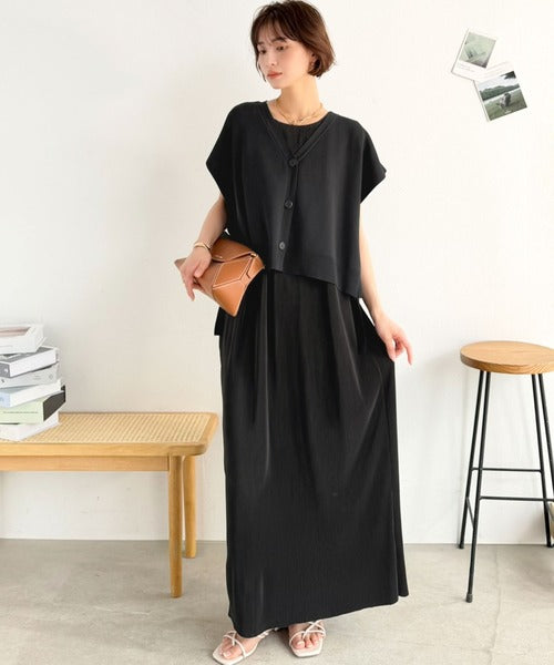 【Classical Evon】楽ちんと上品は、欲張れる。 ニットベスト×プリーツカットストレートワンピース（セットアップ） ev1260621