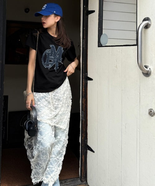 【mily bilet】遊び心を忍ばせておしゃれを一新。デニムフリンジワッペン使いTシャツ mi1329037