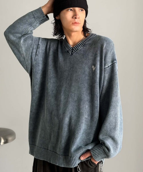 【Classical Origin】「自分ウケ最強。」綿100％刺繍入りピグメント加工Vネックセーター／Pigment-Dyed 100% Cotton Embroidered V-Neck Sweater co0780016