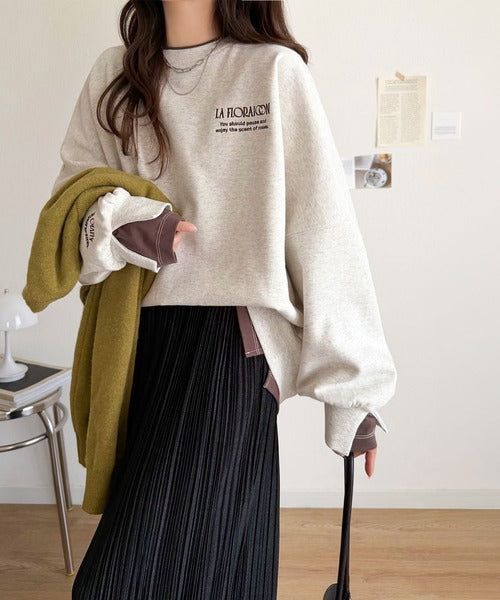 《JaVaジャバコラボ》着るだけでレイヤード上級者！配色刺繍レイヤード風オーバーサイズ裏起毛プルオーバー jv1050390