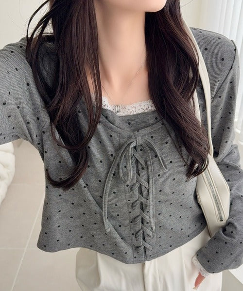 【mily bilet】一枚で決まる大人フェミニンスタイル。 レースドッキングリボンデザイントップス ドット mi1029199