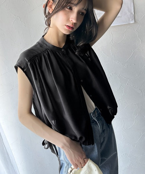 清楚感に大人の甘さをプラス。リボンヘムクロップドギャザーブラウス（ショート丈） ce1070134