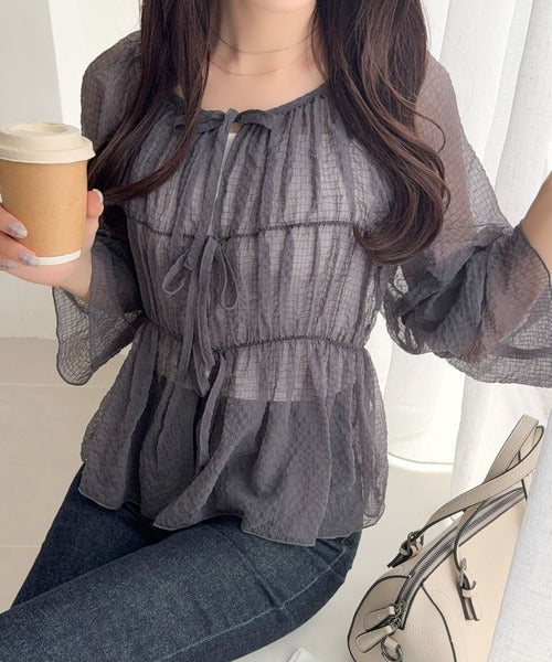 【mily bilet】1枚で2通り。透け感×チェックで、甘さをほどよく。前後2wayシアーチェックブラウス mi1359032