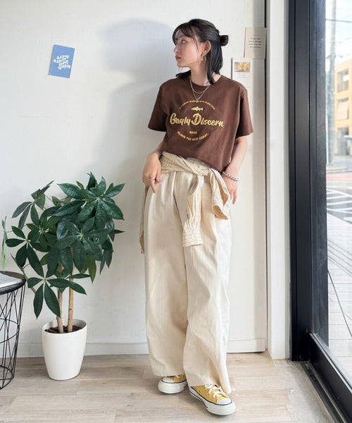 《JaVaジャバコラボ》刺繍とプリントが織りなす唯一無二のデザイン。綿100％おさかな刺繍Tシャツ jv1050359