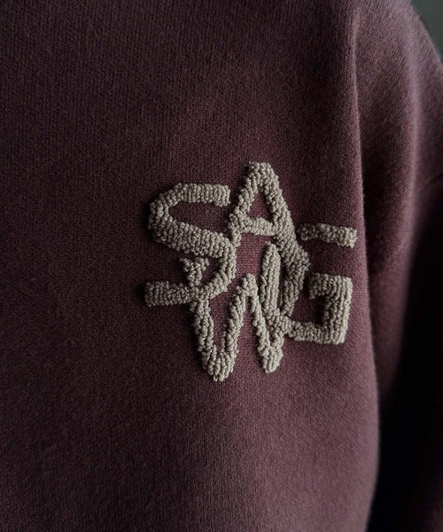 《JaVaジャバコラボ》立体編みで飾る個性。サガラ刺繍風ロゴオーバーサイズニット jm1050332