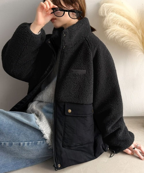 《JaVaジャバコラボ》暖かく包み込む、私のもこもこちゃん♪異素材MIXボア×ナイロン切替スタンドカラージャケット jv1240139