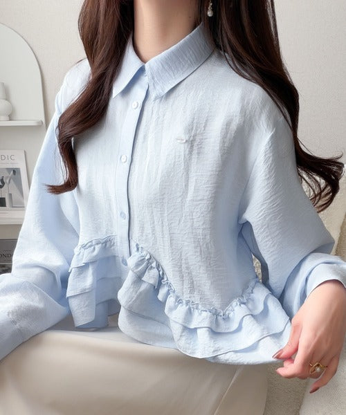 【mily bilet】甘さはやさしく、印象は品よく。旬顔を叶える裾フリルブラウス（長袖） mi1019136