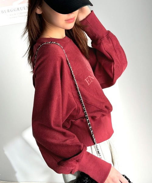 【mily bilet】カジュアルだけどこなれ感たっぷり。ラインストーン＆ぼかしプリント裏毛使いスウェットクロップド丈トップス mi1329014