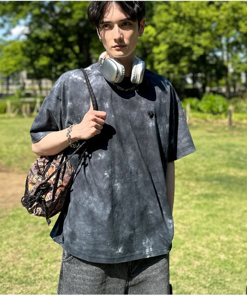 「視線を独り占め。」タイダイ染め刺繍入りオーバーサイズTシャツ／Tie-Dye Embroidered Oversize T-Shirt co1150031