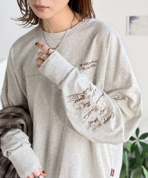 《JaVaジャバコラボ》袖を通せば、あなたも輝く。コットン100％刺繍胸元切り替えドルマンロンTEE（長袖） jv1260620