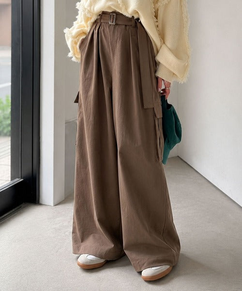 一着で、ラフなのにキレイを叶える◎2タックロングベルト付きカーゴパンツ ce0940264