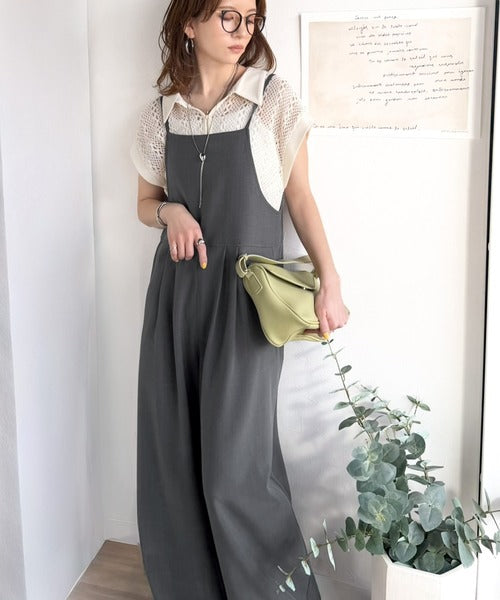 落ち感ワイドでつくる、大人の抜け感。バックリボンサロペットパンツ ce1240122