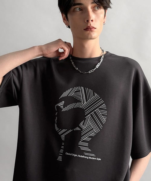 「視線を独り占め。」フェイスグラフィックオーバーサイズTシャツ／Face Graphic Oversized Double-Knit T-Shirt co1010006
