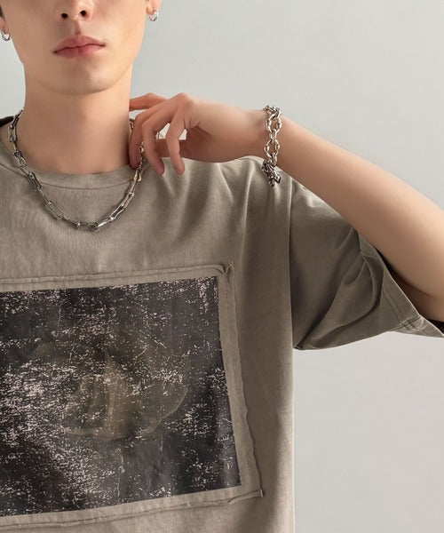 「オリジナリティ。」ピグメント加工ダブルレイヤーデザインプリントTシャツ／Pigment-Dyed Double-Layered Design Print T-Shirt co1010002