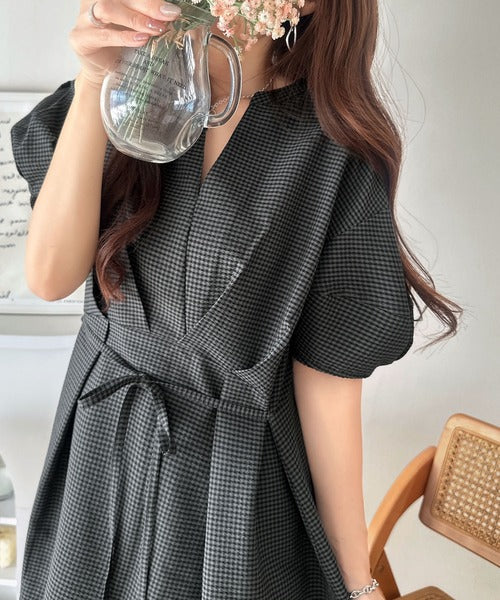 【UVカット・防シワ・吸水速乾機能付き】涼しさも美しさも、さらっと叶える。サッカーランタンスリーブステッチタックワンピース（無地・チェック柄） ce1265039