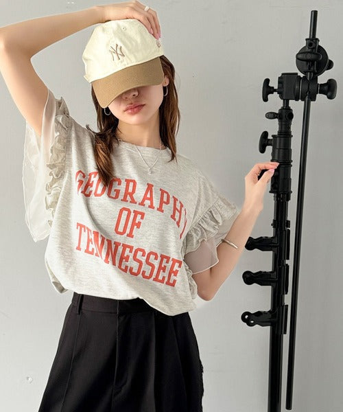 【mily bilet】可愛さふわり2倍増し！ ダブルフリル袖カレッジライクロゴゆるTシャツ mi1329036