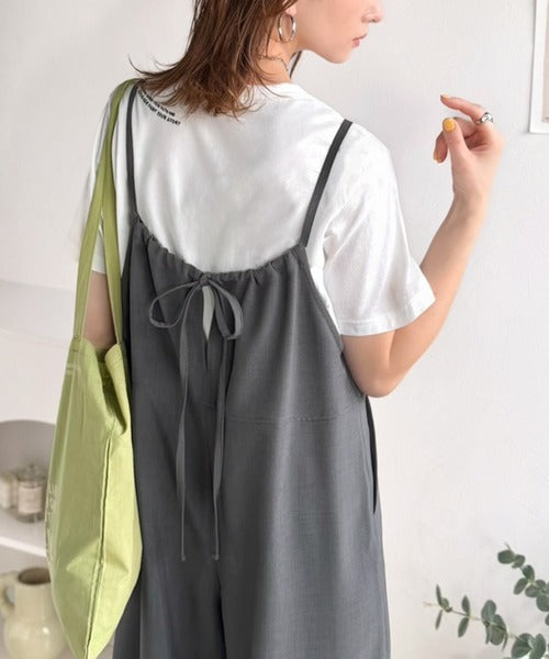 落ち感ワイドでつくる、大人の抜け感。バックリボンサロペットパンツ ce1240122