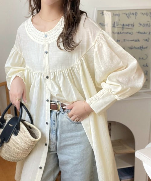 可愛さとトレンド感の両立。前後2WAY配色ステッチボリュームギャザーチュニックブラウス（長袖） ce1260376