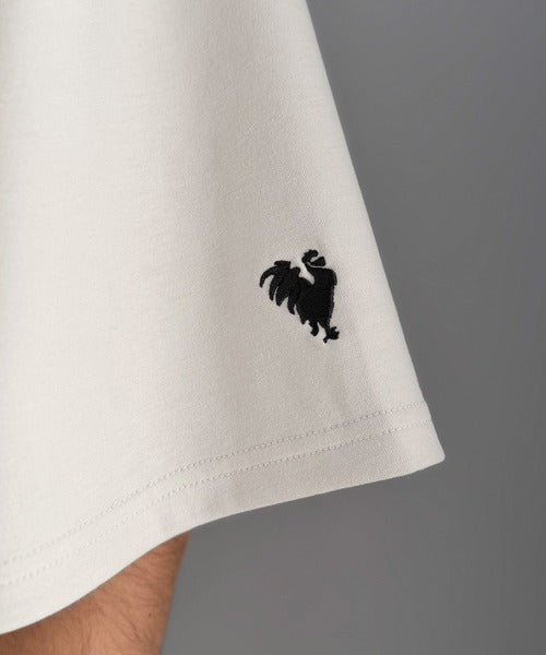 刺繍もシルエットもまるで3Dな主役級アイテム！立体刺繍ドレープダンボールTシャツ／3D Embroidered Draped Double-Knit T-Shirt co1010048