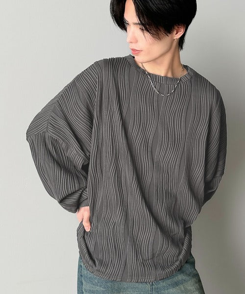 ゆるさとスタイリッシュを両立。オーバーサイズウェーブ柄ジャガード長袖Ｔシャツ cm1010428