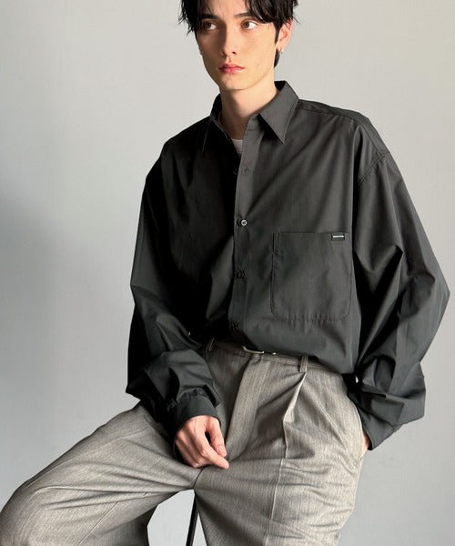 【Classical Origin】ゆとりを着る。ネーム付き胸ポケットビッグシャツ（長袖）/Brand name & chest pocket long sleeved big shirt ao1110147