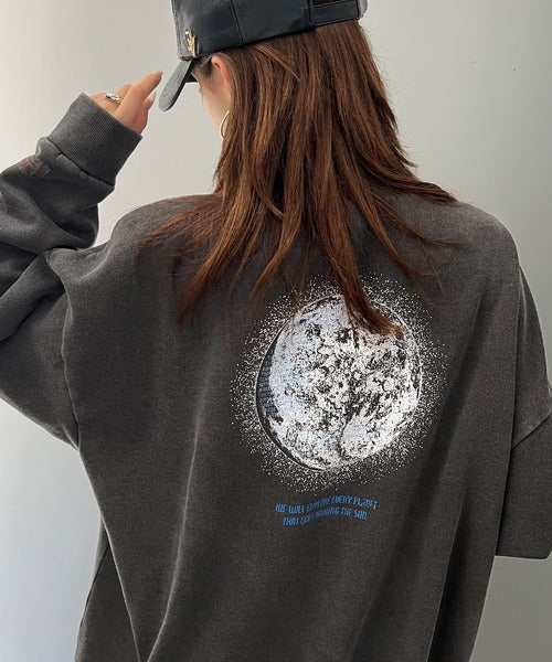《Javaジャバコラボ》サマになる宇宙柄プリント。ピグメントビッグスウェット裏起毛トップス jm1029090