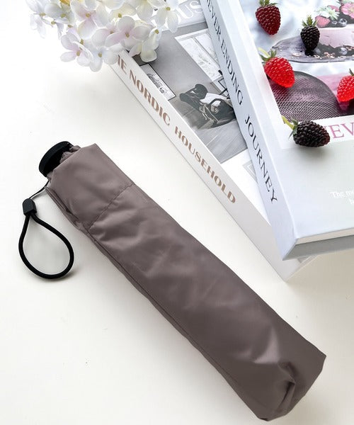 '-13.7℃。開けば涼しい空間を作れる。PROTECT U_超軽量晴雨兼用折り畳み傘 ce1340001