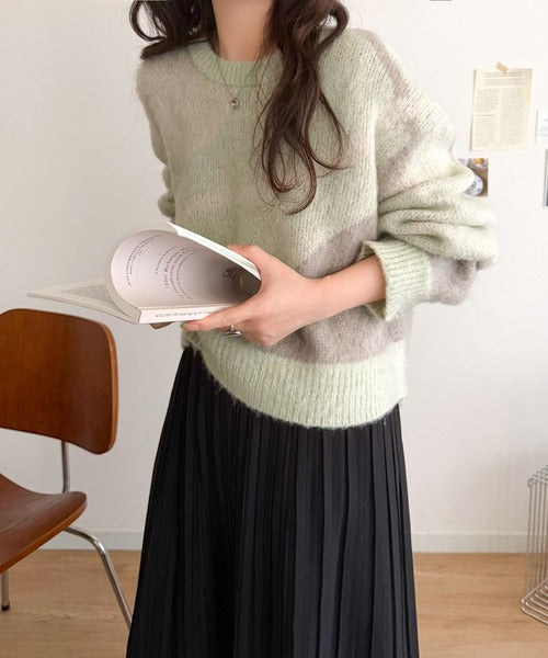 【mily bilet】きゅんモテニット♪柔らかな配色を、ふんわり軽やかに。ニュアンス柄短丈ニットプルオーバー mi1029208