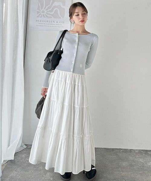 【mily bilet】女性らしさ漂う。裾配色ロゴ刺繍コンパクトニットカーディガン mi1259008