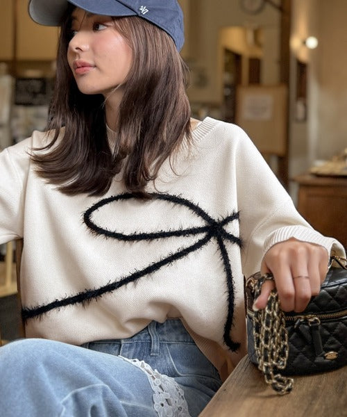 【mily bilet】ゆるっと可愛げ、ふわっと存在感。リボンフェザーコード刺繍ニット（長袖） mi1029130