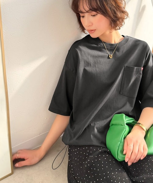 《JaVaジャバコラボ》男女でお揃いできちゃう！バックプリントで差がつく個性派T♪ 裾スピンドル フロッキーバックプリントビッグTシャツ jv1260543