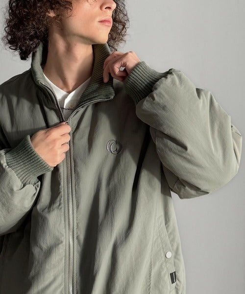 【Classical Origin】「防寒高機能。」リブハイネック中綿入りモンスターオーバージャケット／Ribbed High-Neck Padded Monster Oversized Jacket co1010036