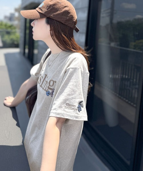 ナチュラルな中に、さりげない華。綿100％ロゴ×フラワー刺繍ビッグTシャツ（半袖） ce1260485