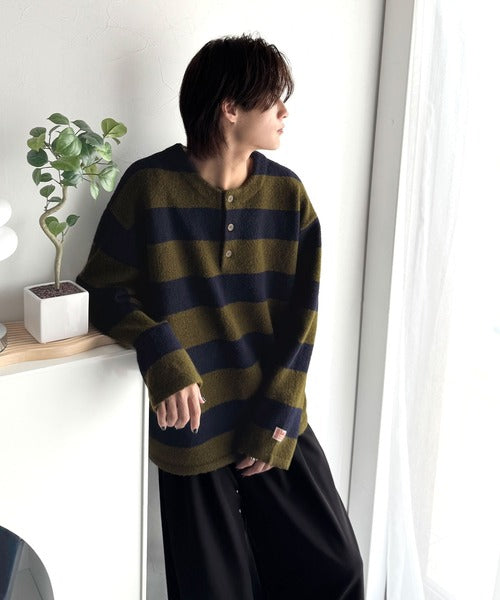 《JaVaジャバコラボ》クラシカル×モダンな一枚。ラガーデザインリラックスニット（長袖） jm1020270