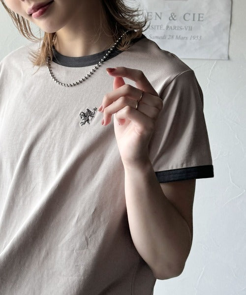 【sustaina+】デイリースタイルをアップデート。オーガニックコットン混 綿100％胸刺繍リンガーTシャツ ce1260400