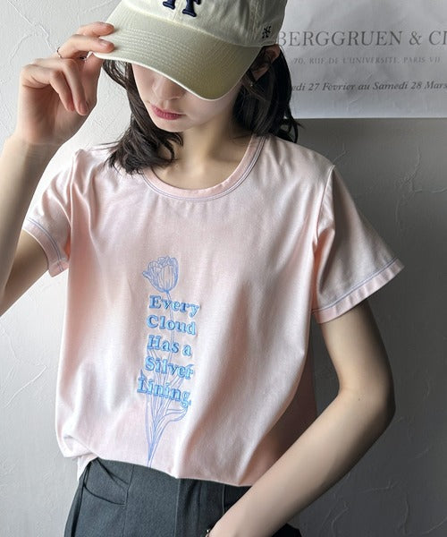 上品さが魅力。フラワープリントグラフィック刺繍Tシャツ（半袖） ce1050268