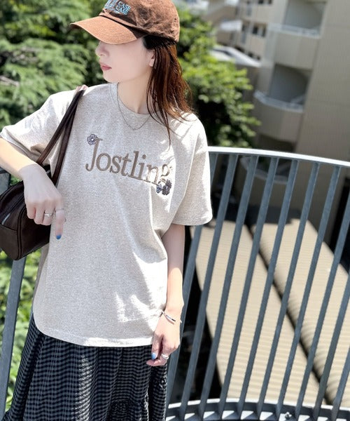 ナチュラルな中に、さりげない華。綿100％ロゴ×フラワー刺繍ビッグTシャツ（半袖） ce1260485