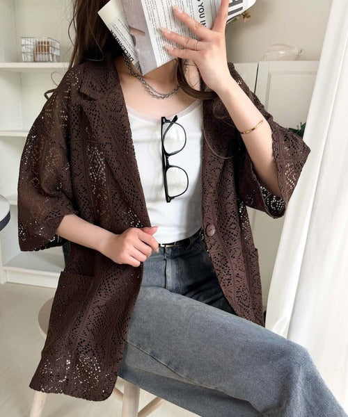 繊細なレースがつくる、大人のための“雰囲気服”。ポケットつきパネルレーステーラードジャケット（半袖） ce1010608