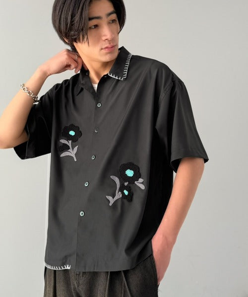【接触冷感機能付き】サガラ刺繍フラワーステッチシャツ／Cool-Touch Fabric Sagara Embroidered Flower Stitch Shirt (半袖) co1320019