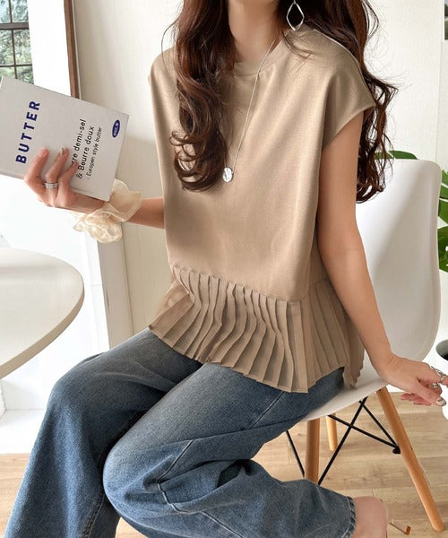 上品フェミニンに決まる。裾シアープリーツライトダンボールフレンチスリーブ風Tシャツ ce1110117