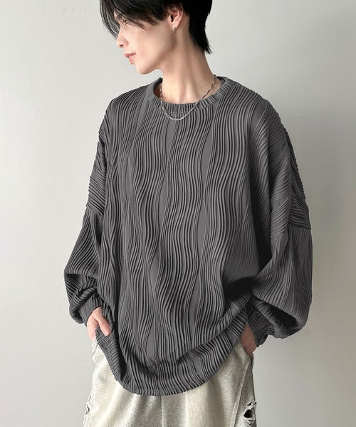 ゆるさとスタイリッシュを両立。オーバーサイズウェーブ柄ジャガード長袖Ｔシャツ cm1010428