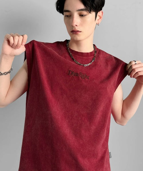 「1枚で主役。」紐刺繍スノーウォッシュ加工ノースリーブTシャツ／String Embroidery Snow-Washed Sleeveless T-Shirt co1150032