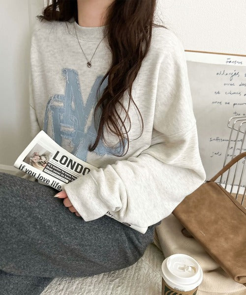 【mily bilet】ラフなシルエットに、遊び心をプラス。デニムフリンジワッペン使い裏毛スウェット(長袖)(ドットあり) mi1329132