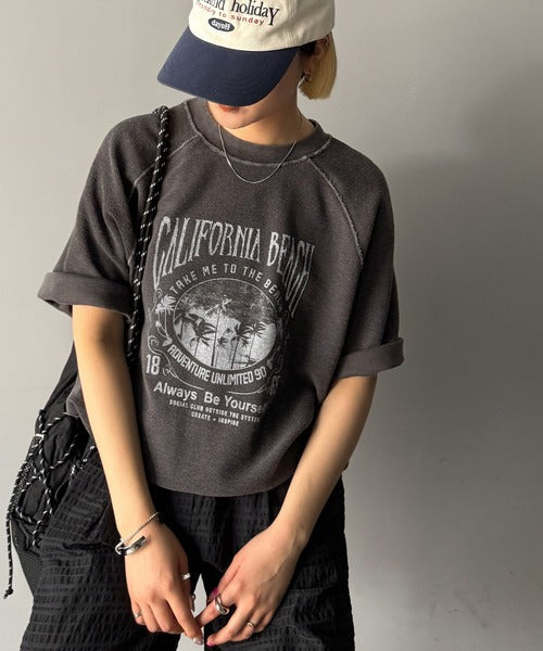 《JaVaジャバコラボ》こなれ感叶う大人のゆるスタイル。裏使いヴィンテージライクピグメントプリント半袖スウェット(トップス) jv1029122