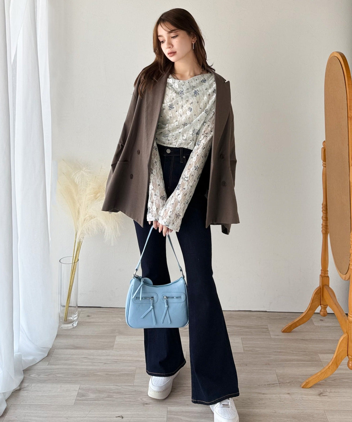 【mily bilet】甘さと上品さを叶える。着回し抜群な花柄レースフラワープリントドレープカットソー(長袖) mi1269005